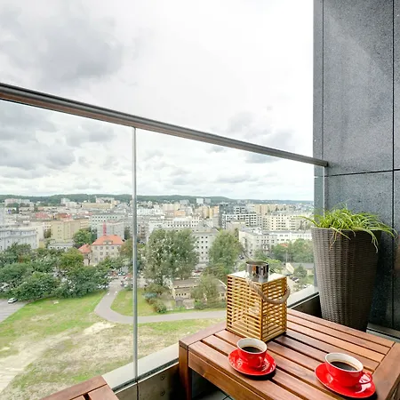 Dom & House - Sea Towers Apartment