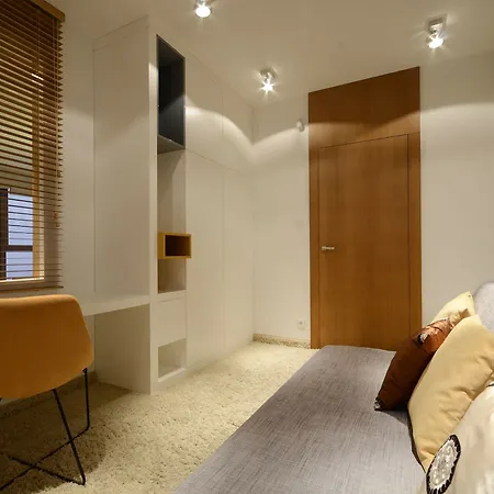 Dom & House - Sea Towers Apartment *